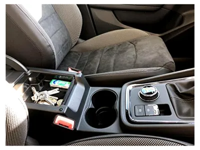 Produktbild von Einsatz für die Mittelkonsole des Seat Ateca 2017-2021