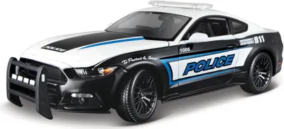 Image de Maisto - 2015 Ford Mustang GT, noir et blanc, 1:18