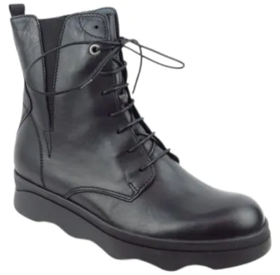 Produktbild von Wolky Akita CW black WF Stiefelette Schwarz