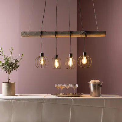 Produktbild von BRILLIANT Pendelleuchte KARLEN mit Holzbalken | Hängeleuchte mit 4 Metallschirmen | schwarz | 4x E27 max. 60W | Metall/Holz