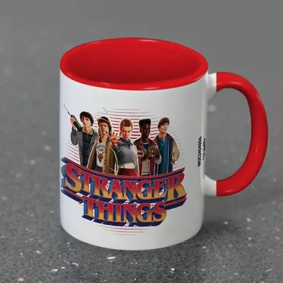 Produktbild von Stranger Things Tasse  Cast multicolor Fan-Merch, TV-Serien Keramik Standard