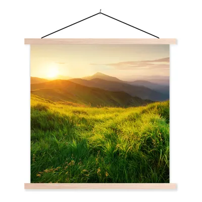 Produktbild von MuchoWow® Textilposter Gras - Hügel - Sonne - Natur - Landschaft 60x60 cm mit holzfarbenen Rahmen - Wanddekoration