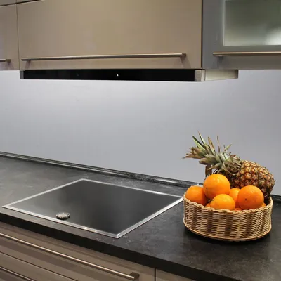 Produktbild von Küchenrückwand Kunststoffplatte Wandverkleidung Fliesenspiegel pflegeleicht 2 mm, Farbe:Dunkelgrau Metallic 2 mm, Abmessungen:2160 x 600 mm