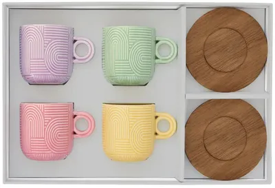 Productafbeelding van Vier porseleinen kopjes en schoteltjes van het merk Take A Loop Design, model 6