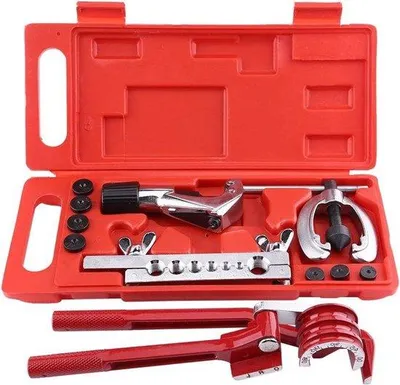 Productafbeelding van Reparatieset bestaande uit 11 onderdelen voor brandstofslangen en -leidingen - Geschikt voor auto's - Reparatieset voor rem- en brandstofleidingen - Set met stalen bochten in verschillende diameters