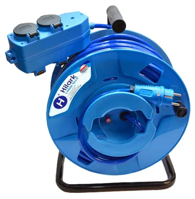 Produktbild von PUR-Verlängerungskabel blau H07BQ-F 3x2,5 mm² auf umgekehrter Kabeltrommel – blauer Stecker und UniSchuko-Kupplung – 35m