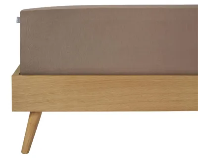 Produktbild von SCHIESSER Spannbettlaken Elli | Einfarbig | 97/3 | 97 % Baumwolle, 3 % Elasthan | 150x200 cm (geeignet für Matratzen 140x200 cm bis 160x220 cm, Matratzenhöhe bis 30 cm) | Braun