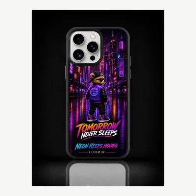 Productafbeelding van iPhone 15 Pro Max hoesje, telefoonhoesje, beschermhoesje, case met nachtlevenmotief – LUNØIR ©