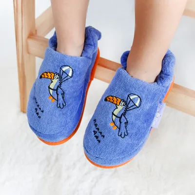 Produktbild von Milk&Moo Flying Toucan Kinderhauspantoffel, Hausschuhe, 100% Baumwolle, Badelatschen mit Antirutsch Sohle, Indoor Pantoffeln, , Lila, für 5-6 Jahre alt