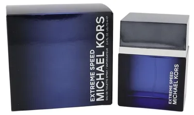 Michael Kors Extreme Speed Duftflakon in tiefblauer Optik mit glänzender Kappe und passender, spiegelnder Box mit weißer Typografie.