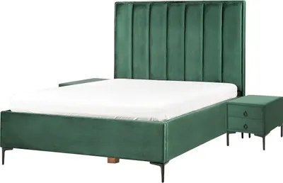 Produktbild von BELIANI Bett mit 2 Nachttischen Dunkelgrün Samtstoff Gesteppt mit Hohem Kopfteil Bettkasten Lattenrost 140x200cm Hochklappbar Schlafzimmer Komplett Set