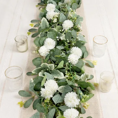 Productafbeelding van Kunststof eucalyptuskrans, 2 stuks, met witte hortensia's, 175 cm, groen/wit