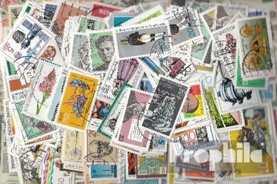 Produktbild von Briefmarken DDR 300 verschiedene Sondermarken