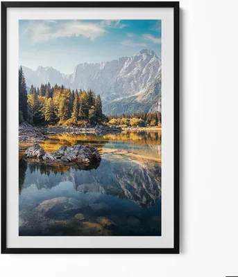 Produktbild von Schöne Berglandschaft mit See– Wandbild mit Rahmen – Gerahmtes Bild  – Wanddekoration – 70x100 cm –  Schwarz Rahmen