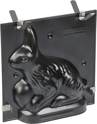 Produktbild von ORIGINAL KAISER 3D Osterhase Backform 0,5 l | Motivbackform Hase für Ostern | antihaftbeschichteter Stahl | auslaufsicher mit Klammern | backofenfest | schwarz