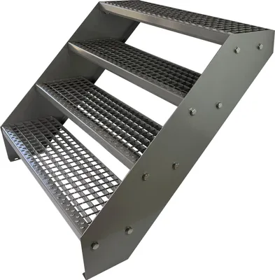Obrázek produktu pro Mřížové ocelové příčkové schodiště 4 stupně pozinkované a stříbrně práškově lakované - (d x š x v) 82 cm x 120 cm x 76 cm
