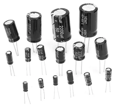 Elektrolyt-Kondensator-Sortiment 150 St., 15 Werte, 1–2200 µF, 50 V