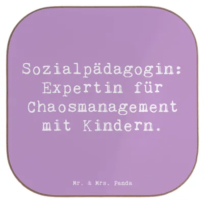 Produktbild von Mr. & Mrs. Panda Untersetzer für Gläser Spruch Sozialpädagogin Chaosmeisterin - Lavendeltraum - Geschenk, personalisierte Geschenke, Jugendhilfe, Alltagsheldin, Coaster