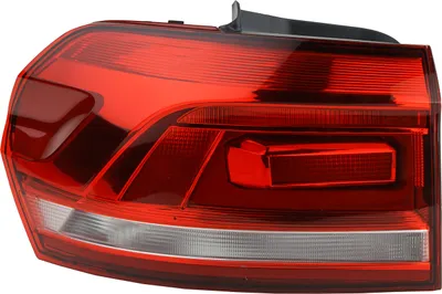 Image de Johns, le feu arrière combiné convient au VW Touran 5T 05/15- côté extérieur gauche ?