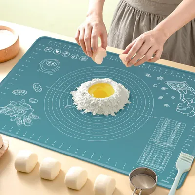 Obrázok produktu pre Veľká silikónová podložka na pečenie s protišmykovou úpravou – podložka na cesto, 80 x 60 cm