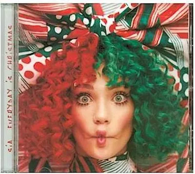 Produktbild von Everyday Is Christmas (Deluxe)