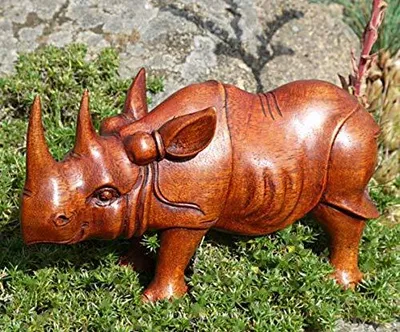 Holz-Nashorn Figur handgefertigt 25 cm lang
