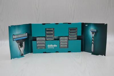 Produktbild von Gillette Mach3 Rasierklingen mit verbesserten Feuchtigkeitsstreifen, 18 Ersatzklingen