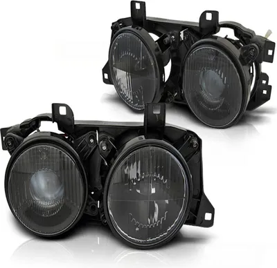 Zdjęcie produktu dla Reflektory przezroczyste do BMW serii 5 E34 serii 7 E32 rok 86-95 czarne z krzyżykiem