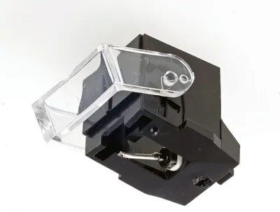 Produktbild von Dual Plattennadel DN 251 S für Dual Plattenspieler, kompatibel mit Modell DN251E