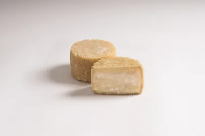 Immagine prodotto di Formaggio grigio di Vierschach a maturazione rapida, circa 750 g - Veiderhof