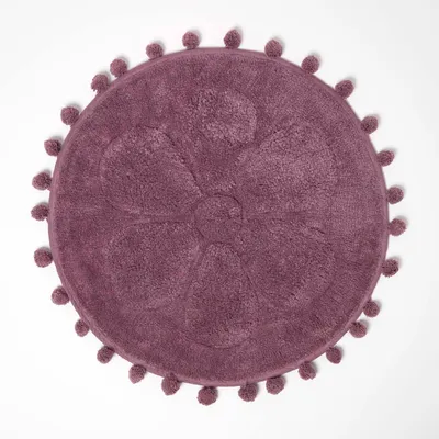 Produktbild von HOMESCAPES Runde Badematte Blume, 60 cm - Badvorleger beere mit Pompons