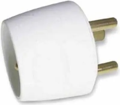 Image de Adaptateur / Transformateur électrique avec terre - Prise Mâle 20A vers prise Femelle 16A - Blanc - Zenitech