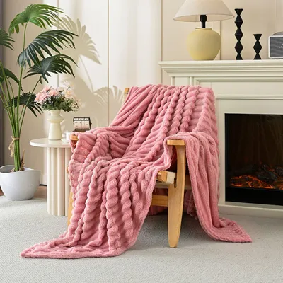 Obrázok produktu pre Plyšová prikrývka z flanelu, mäkká a pohodlná, ideálna ako dekoračná prikrývka na pohovku, priedušná, vhodná ako dekoračná prikrývka do obývačky, ideálny darček (ružová, 150x200 cm)