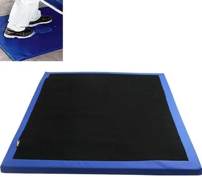 Produktbild von Famanu Desinfektionsmatte Antirutsch & Fleckenbeständig - 69x59cm - 2 Stück