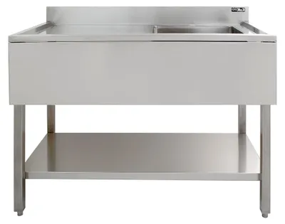 Produktbild von Edelstahl Gastrospüle mit einem Becken und Abtropffläche für die Gastronomie