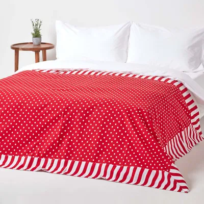 Obrázek produktu pro HOMESCAPES puntíkatý přehoz, 100% bavlna, červený, 150 x 200 cm