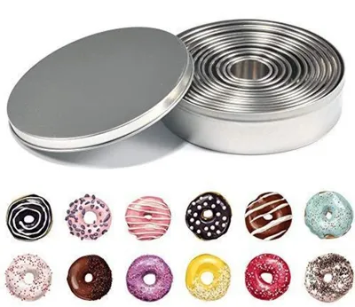 Zdjęcie produktu dla Zestaw 12 metalowych foremek do wycinania, średnica 5-9 cm, idealnych do ciasta, ciastek, dekoracji z lukru i innych wypieków. Akcesoria do pieczenia, kuchnia