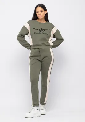 Produktbild von Tom Barron Freizeitanzug Tracksuit With Chest Embroidery