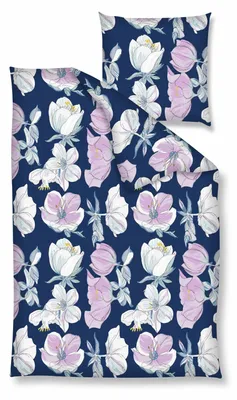 Produktbild von Traumschloss Renforcé Bettwäsche - Blumen blau rosa weiß 135 x 200 cm Blumen in rosa weiß, blauer Hintergrund