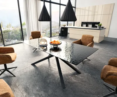 Produktbild von DELIFE Esstisch Edge 200x100 Reliefglas Rauchschwarz 3D-Design Kreuzgestell Rechteck Schwarz