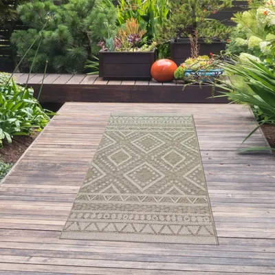 Image de Tapis d'intérieur et d'extérieur aspect sisal, motif losange – couleur beige – dimensions : 67 x 180 cm
