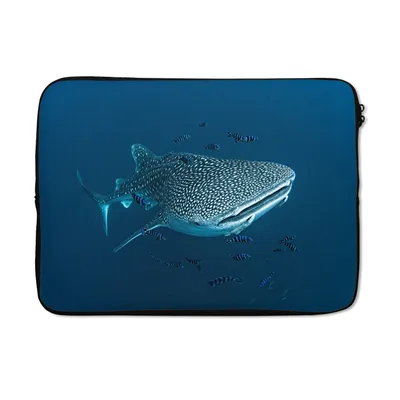 Produktbild von MuchoWow® Laptop Hülle 13 Zoll Ein Walhai mit Tupfen Laptoptasche - Laptophülle - Sleeve - Rundumschutz