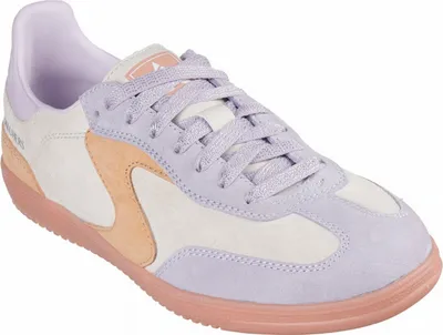 A single Skechers women's sneaker is shown against a white background.