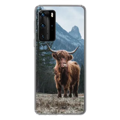 Produktbild von MuchoWow® Handyhülle Schutzhülle Hülle für Huawei P40 Pro Schottische Highlander - Berg - Landschaft - Bäume - Kuh - Natur Silikon Softcase Handy Hülle - Schutz