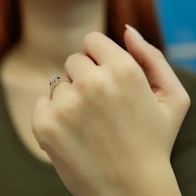 Produktbild von 0,20 Carat Solitär Diamant Antragsring 14 Karat Weißgold