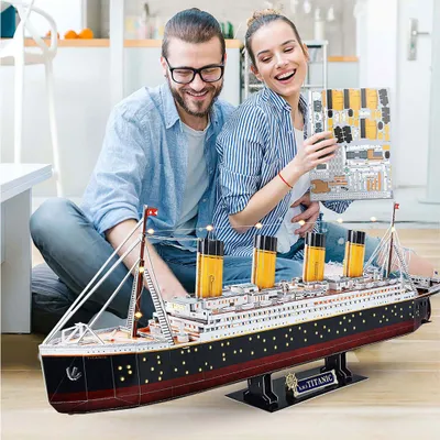 Produktbild von Cubic Fun 3D-Puzzle mit LED Titanic 266-teilig