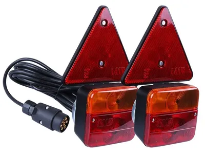 Produktbild von Satz Rückleuchten mit dreieckigen Reflektoren, magnetisch, mit 7-PIN Stecker