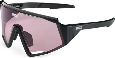 Produktbild von Koo Spectro Photochrome Sonnenbrille Schwarz Photochromic Pink Mirror/CAT1-3 Schwarz Photochromic Pink Mirror/CAT1-3