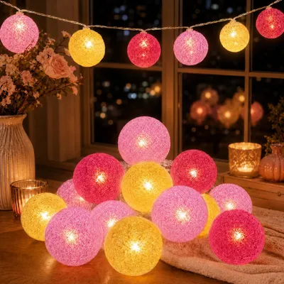 Immagine prodotto di Catena luminosa a LED con palline di cotone, lunghezza 1,5 metri, 10 LED, alimentata a batteria, per decorazioni