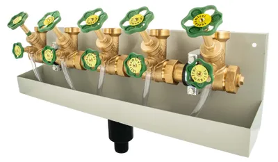 Produktbild von SCHLÖSSER Kompakt-Verteilerstation 5-Strang Verteiler - Zulauf 1 1/4 (5/4) Zoll - DN 32, mit Ablaufrinne
